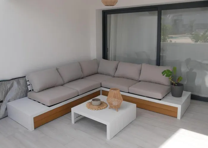 Oasis In Paradise With Pool